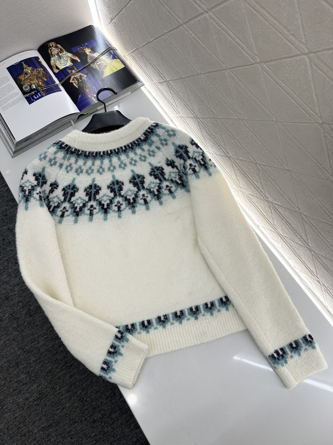 [TOP] LOEWE Louiswain Sweater - Beige