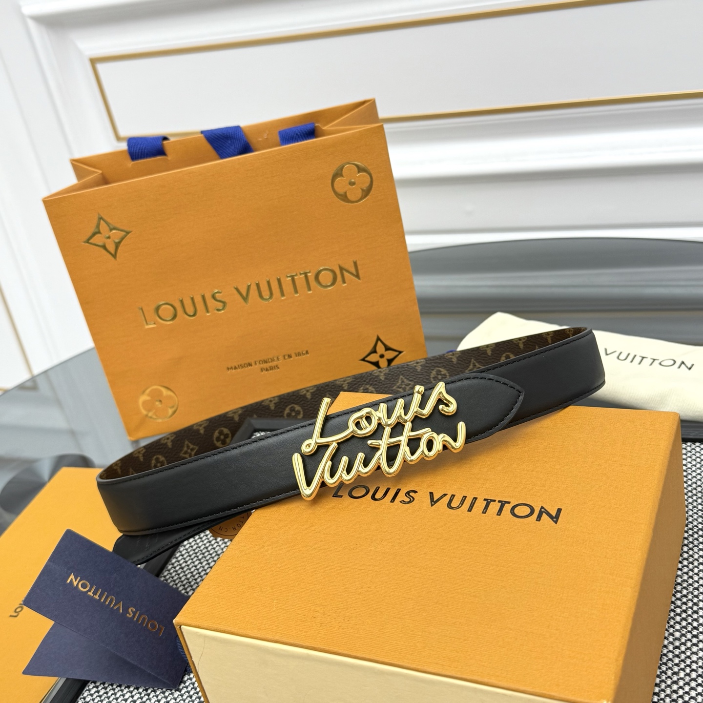 [TOP] Louis Vuitton LV Script Belt  -  Colors