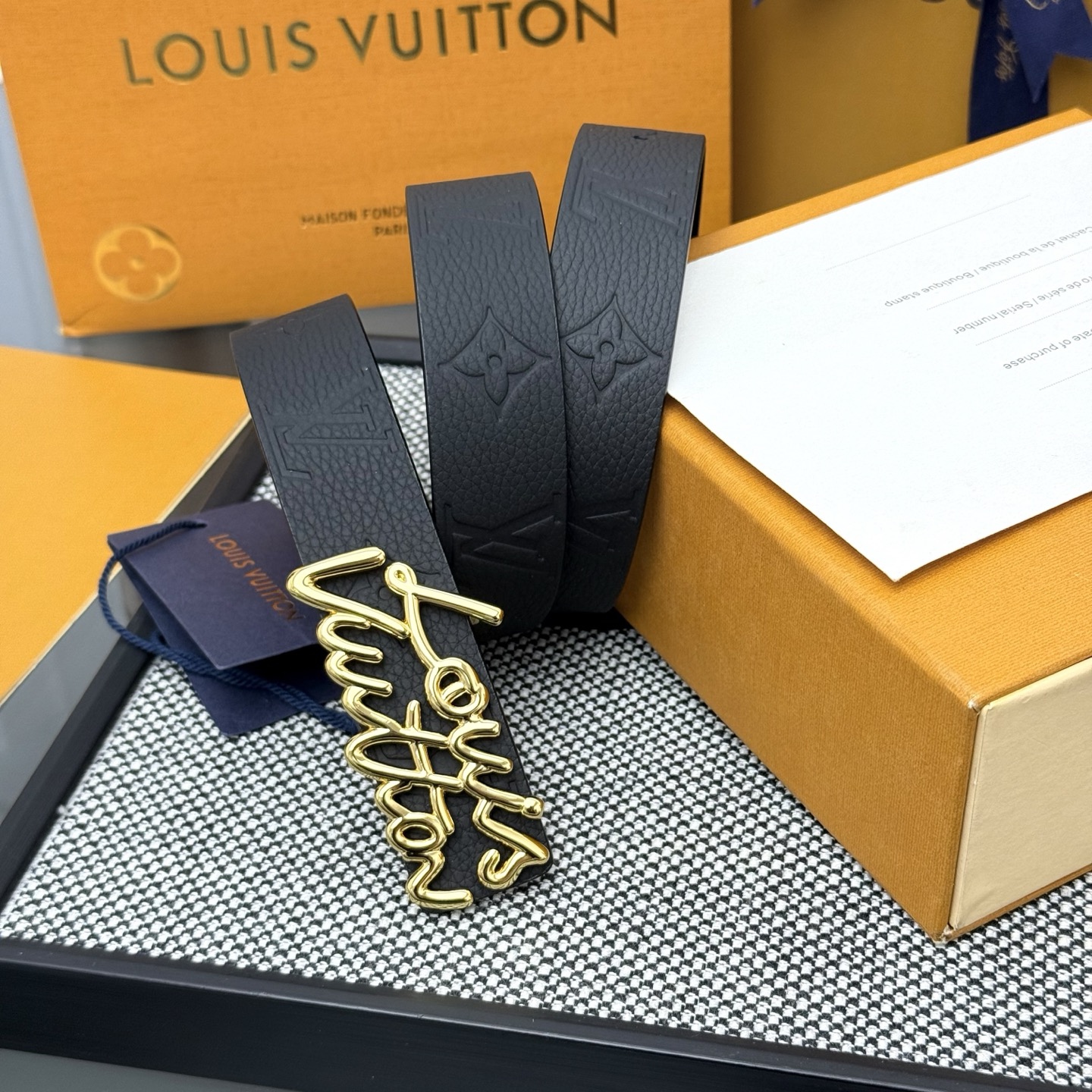 [TOP] Louis Vuitton LV Belt - Black