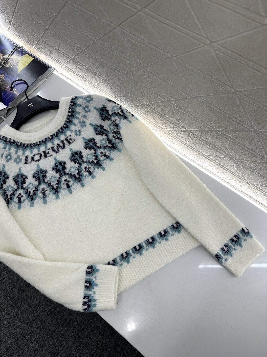 [TOP] LOEWE Louiswain Sweater - Beige