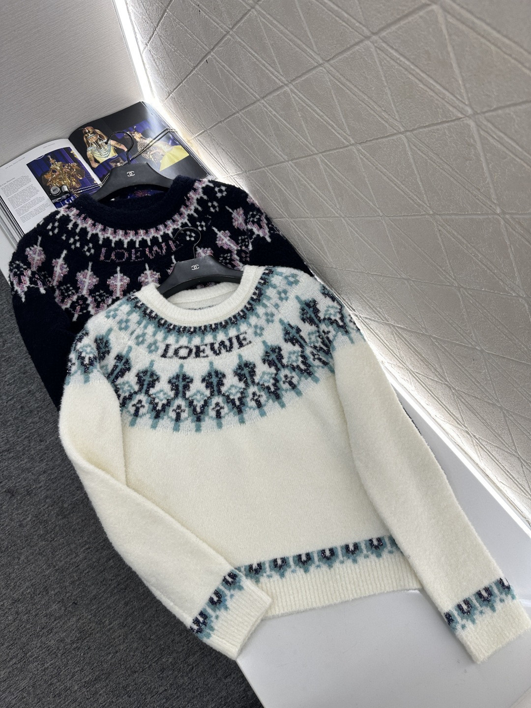 [TOP] LOEWE Louiswain Sweater - Beige