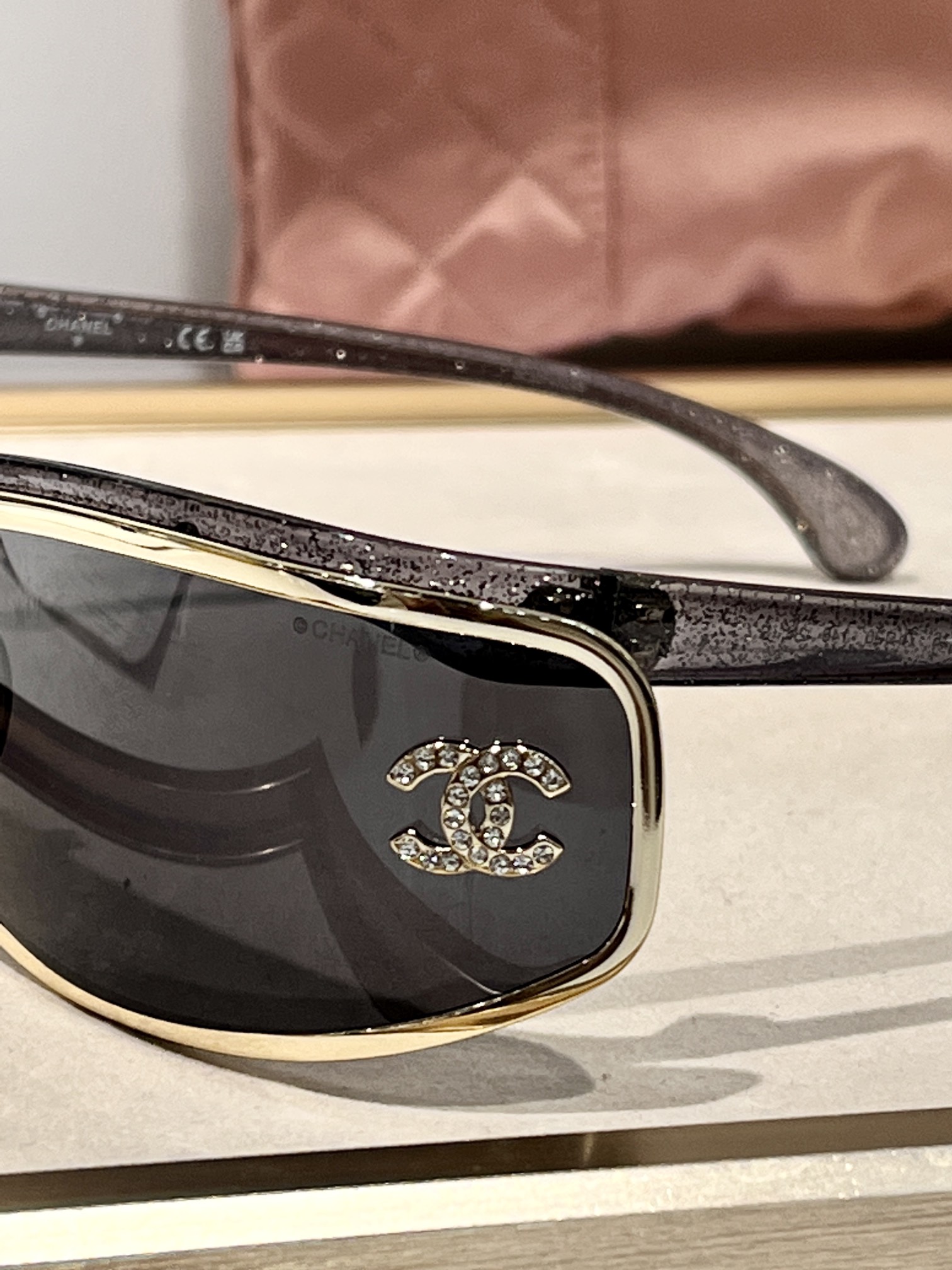 [TOP] CHANEL Sunglasses - 2 Colors