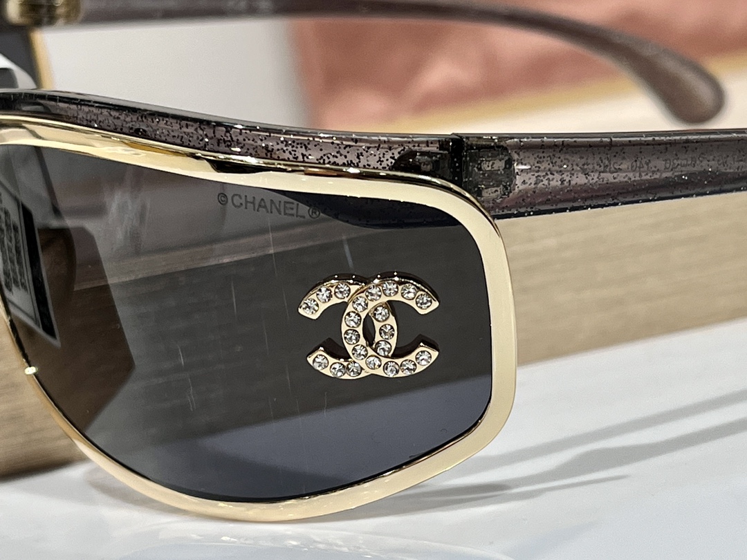 [TOP] CHANEL Sunglasses - 2 Colors