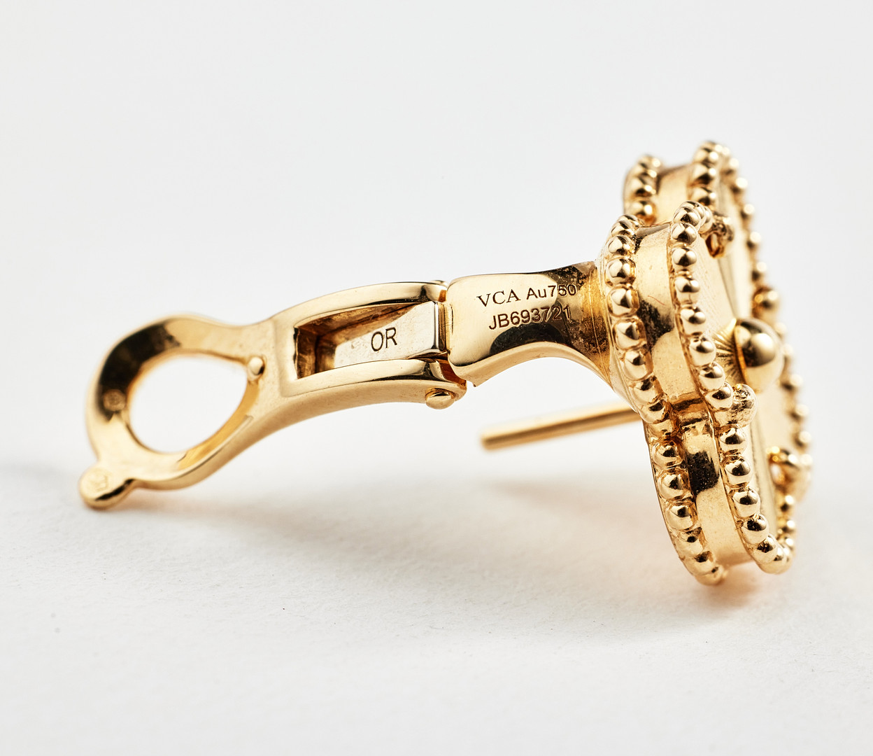 [TOP] Van Cleef & Arpels VCA Vintage Alhambra Earrings - Gold