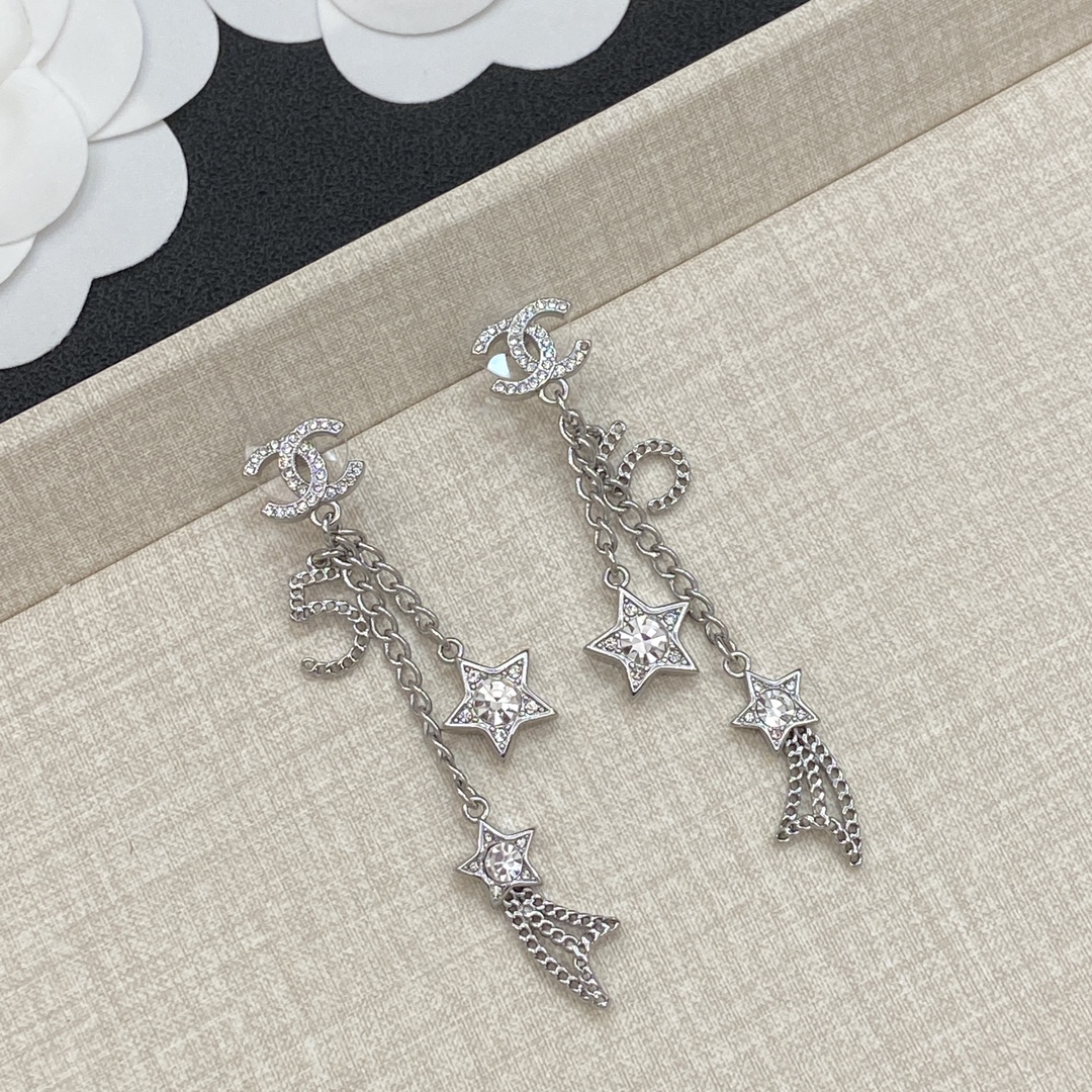 [TOP] CHANEL Earrings - 2 Color