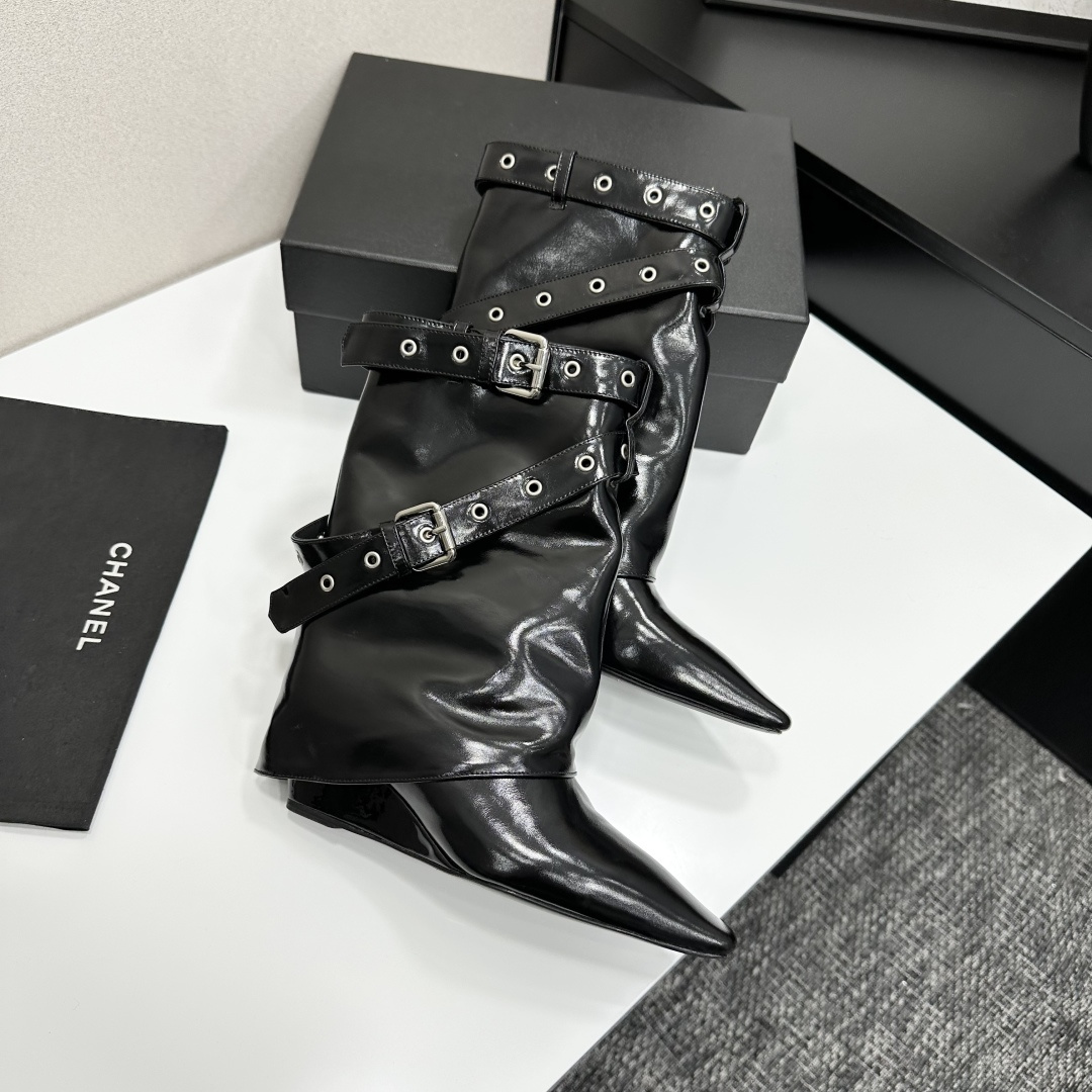 [TOP] CHANEL Boots with Shiny Leather - 2 Color
