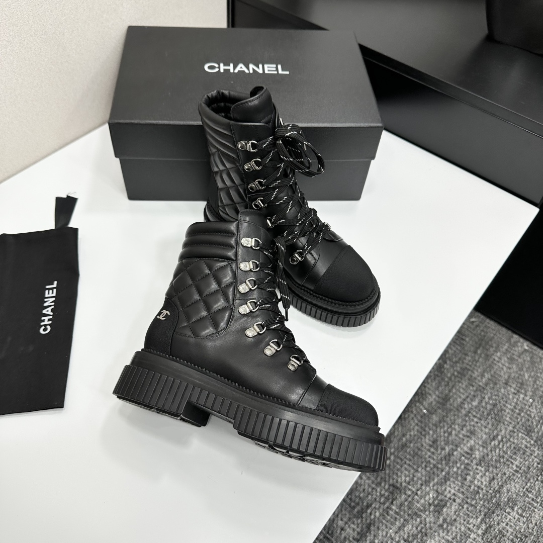 [TOP] CHANEL Short Boots - Black