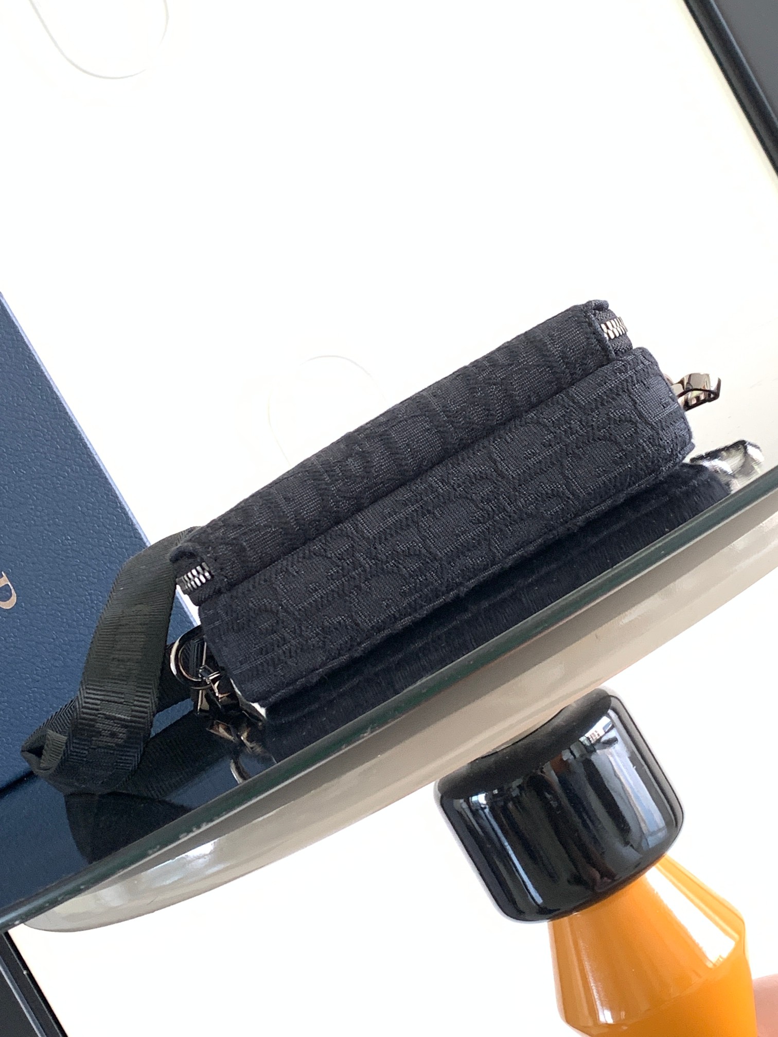 [TOP] Christian Dior ESSENTIALS Bag 17cm*12.5cm - Black