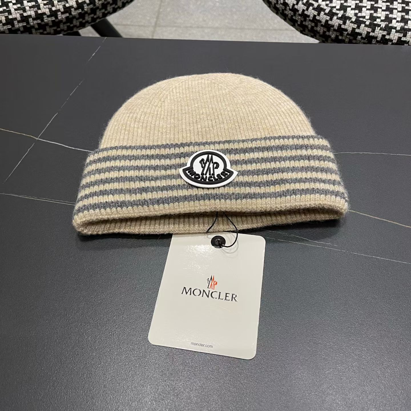 [TOP] Moncler Knitted Woolen Hat - 4 Colour