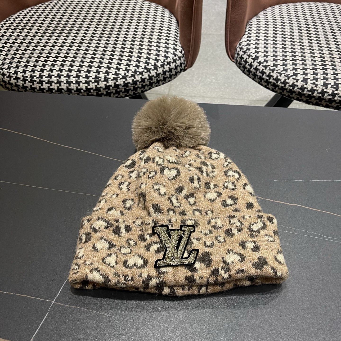 [TOP] Louis Vuitton LV Knitted Hat - 5 Colors