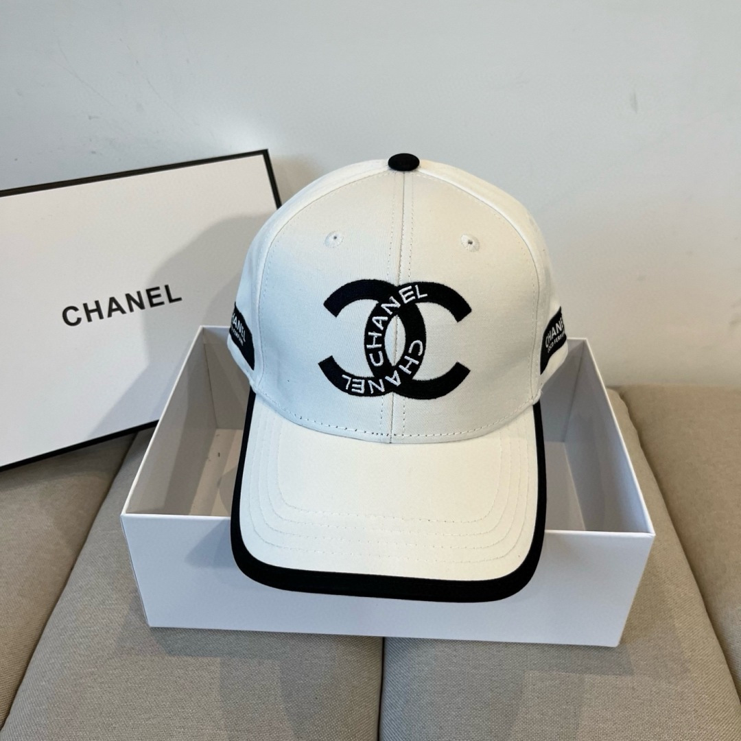 [TOP] CHANEL Classic Baseball Hat - 2 Colors