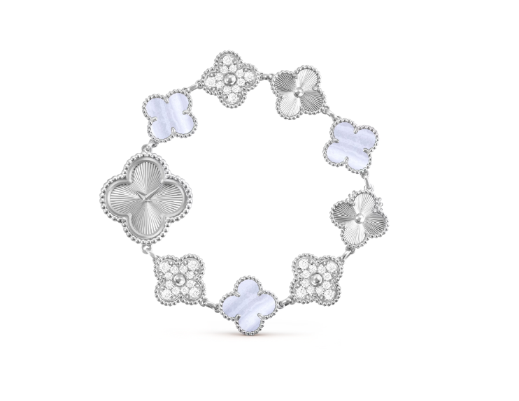 [TOP] Van Cleef & Arpels Sweet Alhambra Bracelet Watch - Silver & Purple