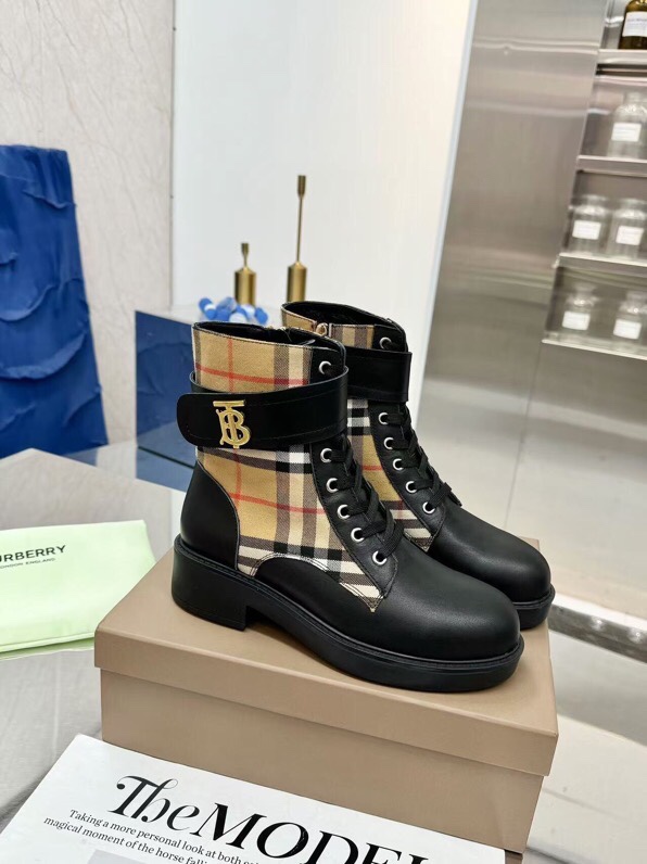 [TOP] BURBERRY Short Boots - Brown