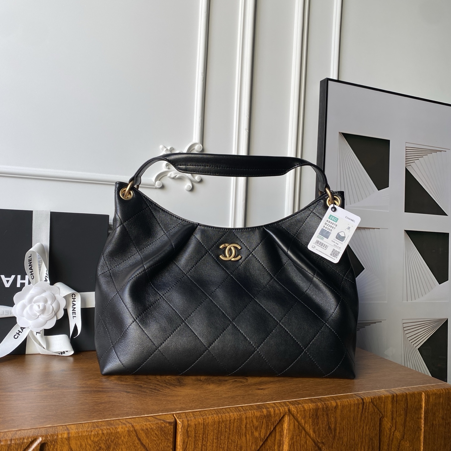 [TOP] CHANEL  26C  Hobo Bag Cowhide 29×35×13cm - Black