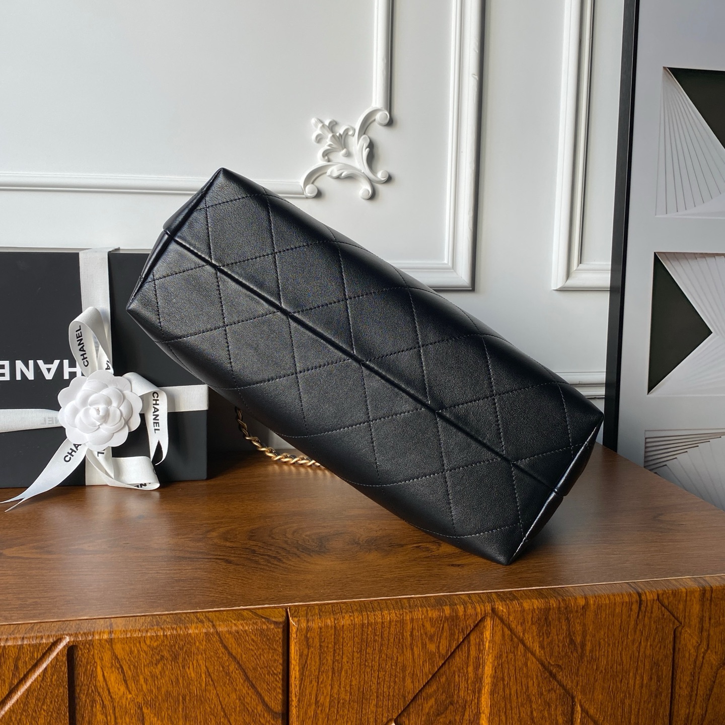 [TOP] CHANEL  26C  Hobo Bag Cowhide 29×35×13cm - Black