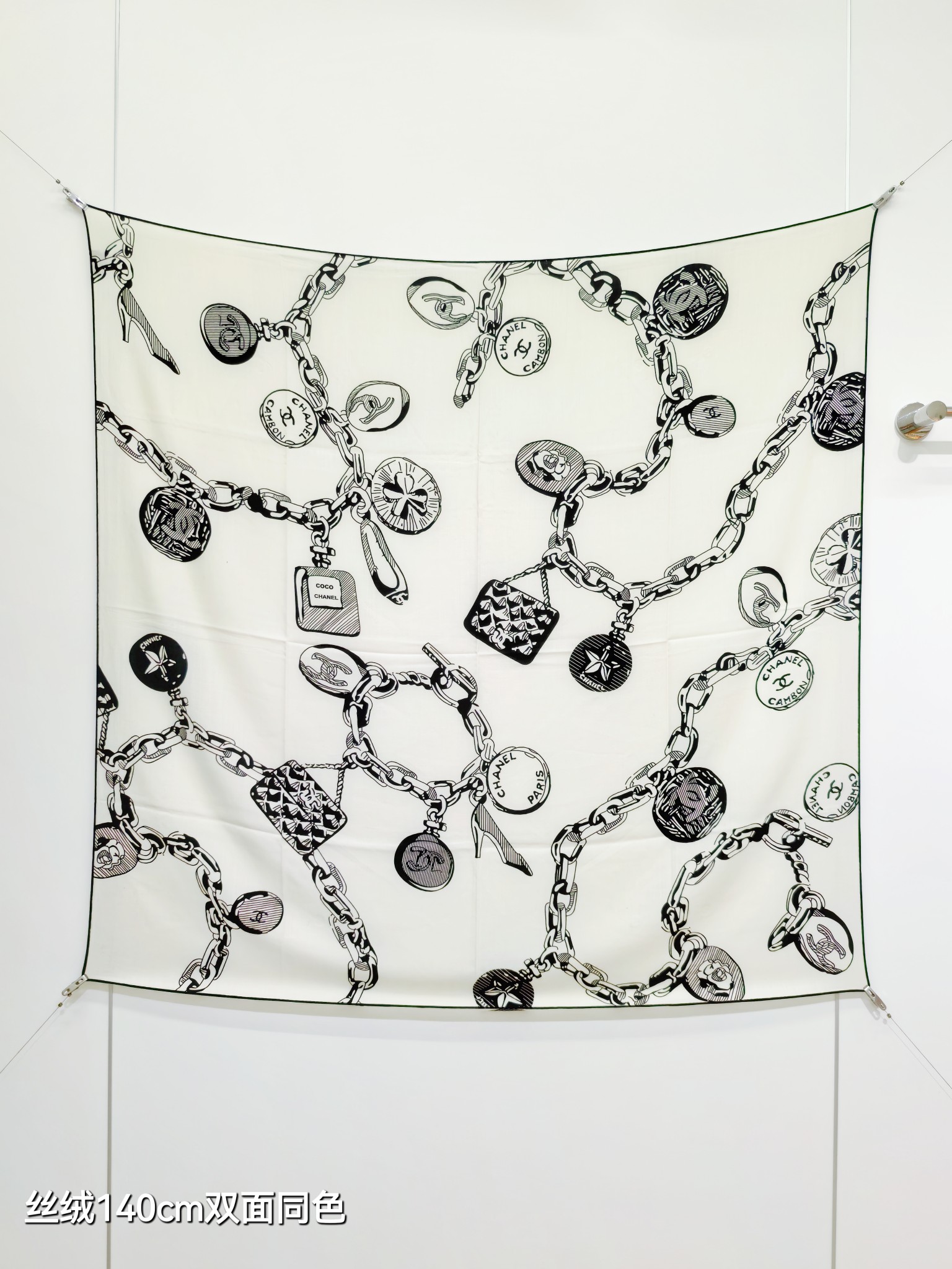 [TOP] CHANEL 70% Cashmere + 30% Silk Scarf 140x140 cm - 2 Colors