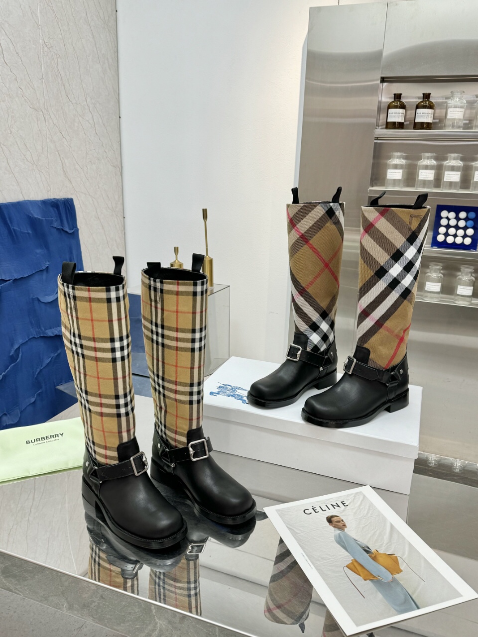 [TOP] BURBERRY Long Boots - 2 Color