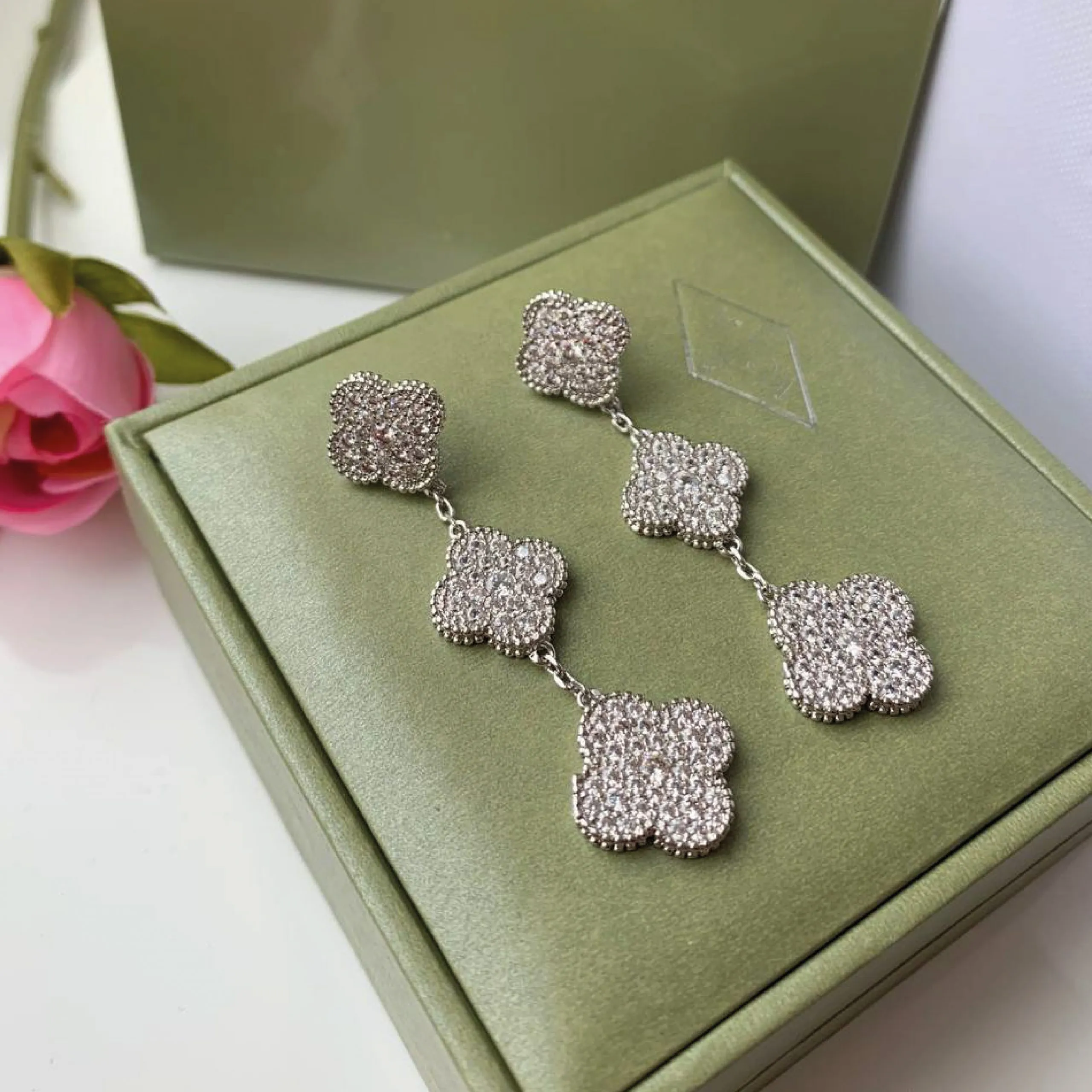 [TOP] Van Cleef & Arpels VCA Tri-Motifs Earrings with Stones - Silver