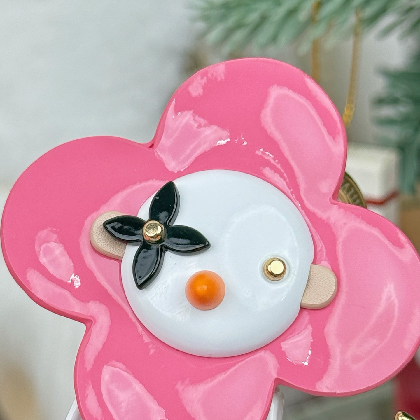 [TOP] Louis Vuitton LV  Vivienne Doll Pendant- Pink