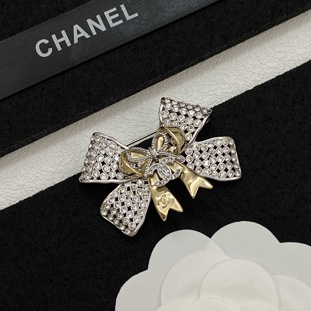 [TOP] CHANEL Bow Brooch - Gold