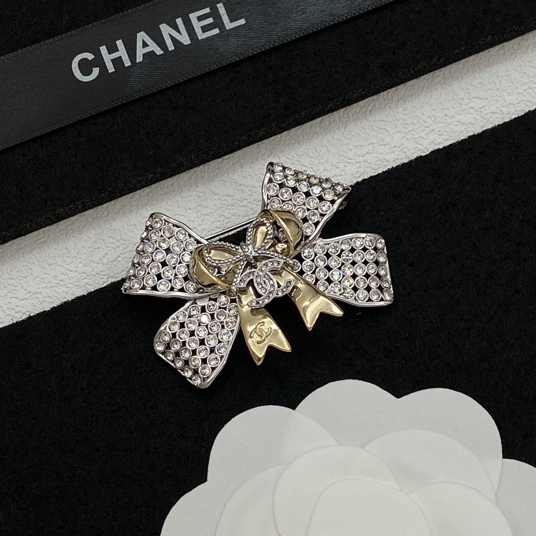 [TOP] CHANEL Bow Brooch - Gold