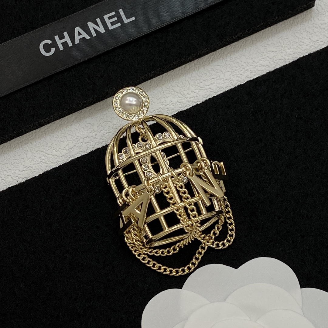 [TOP] CHANEL Cage Brooch - Gold