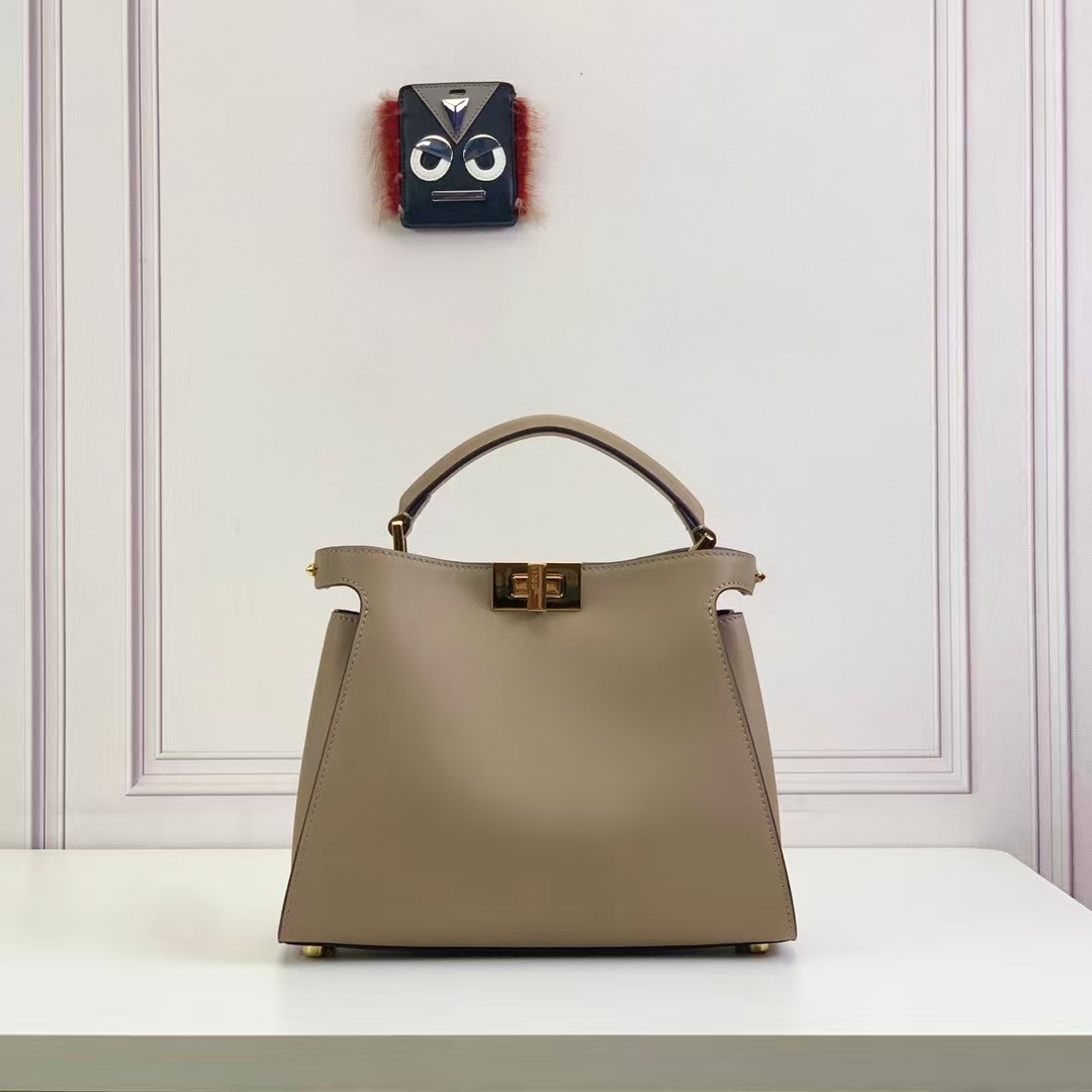 [TOP] FENDI Peekaboo Essentially 27cm Bag - Tan