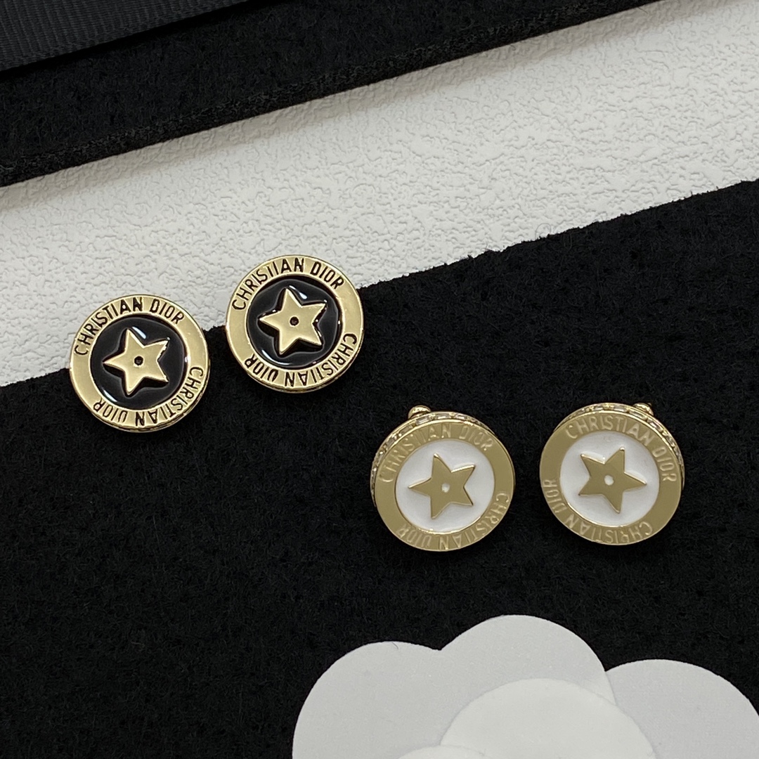 [TOP] Christian Dior Earrings - 2 Colors