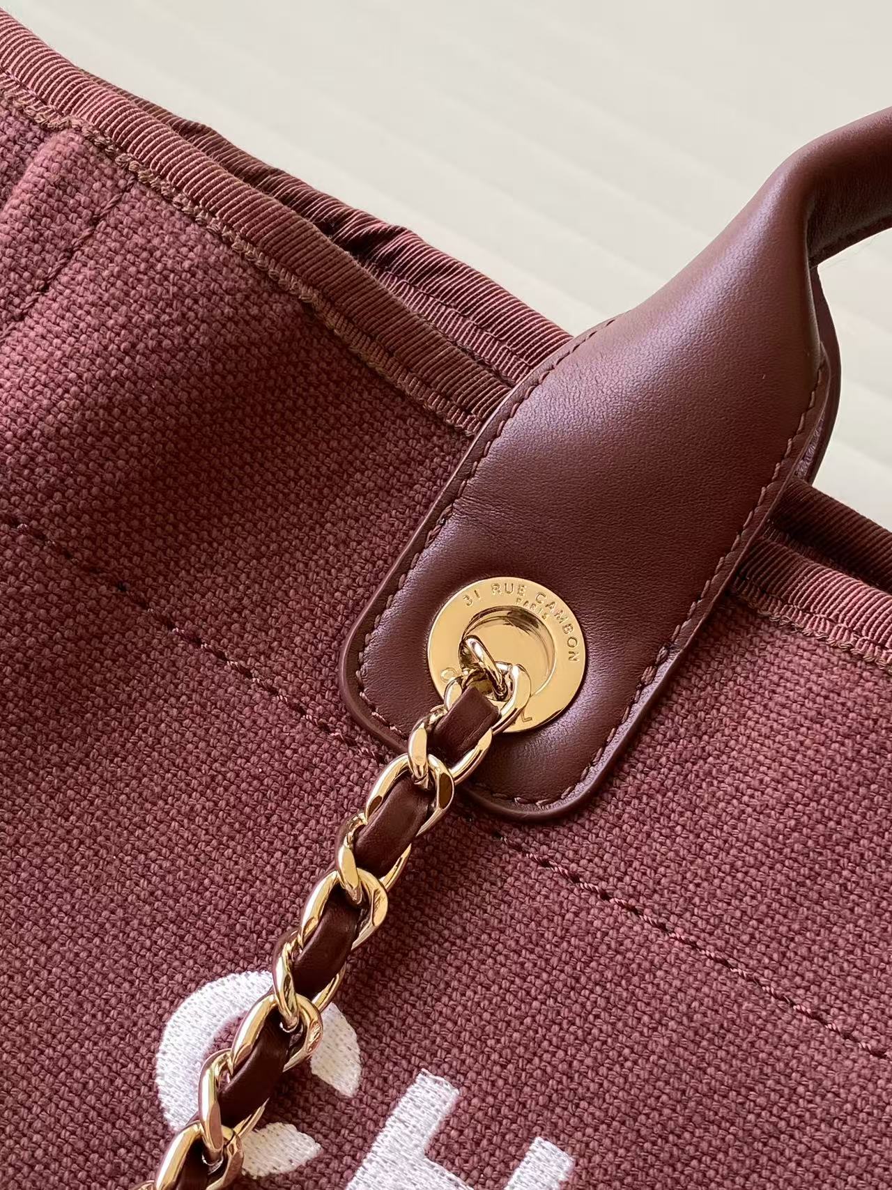 [TOP] CHANEL Beach Bag 38cm/33cm -  Beige