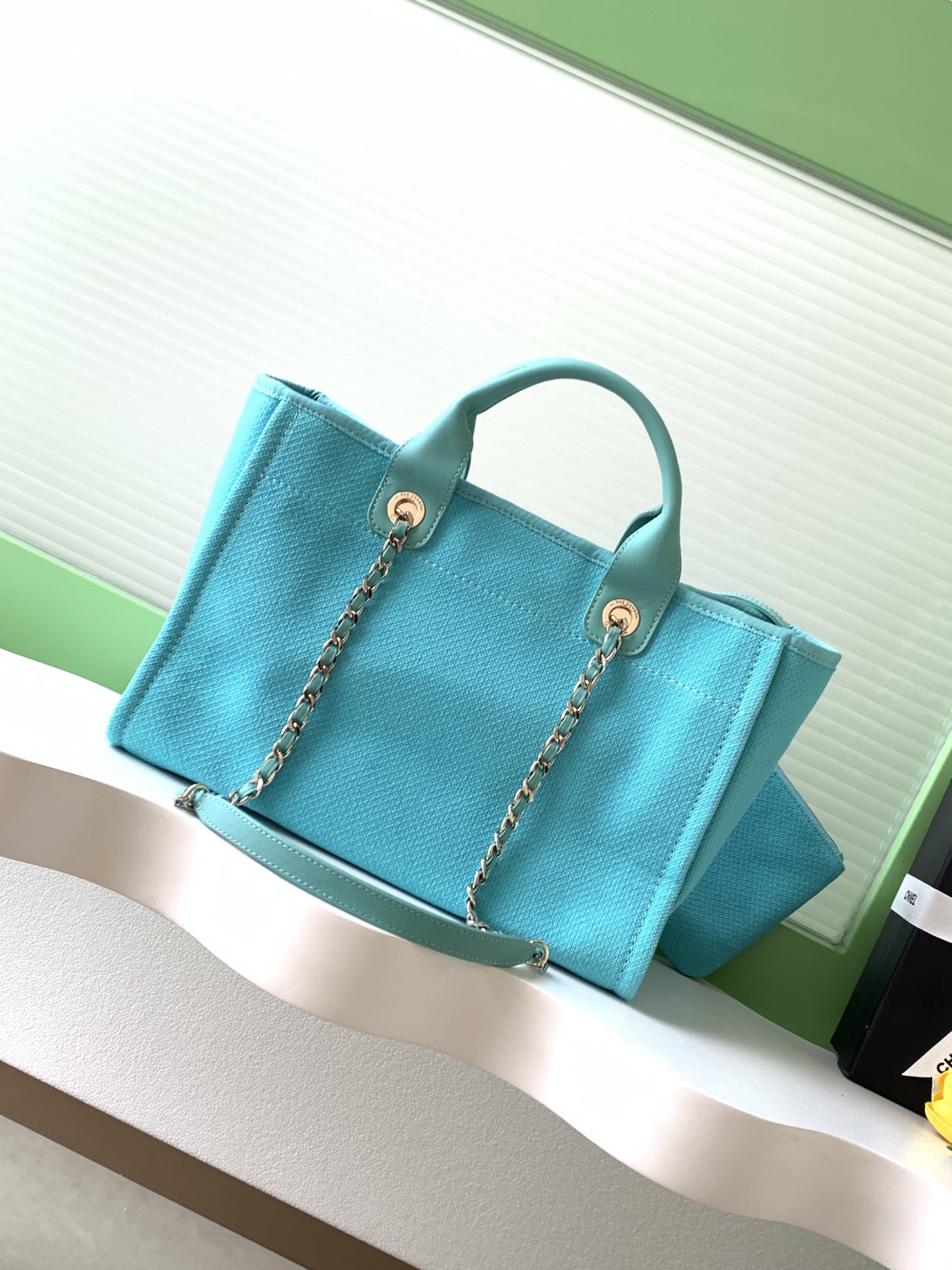 [TOP] CHANEL Beach Bag 38cm/33cm -  Beige