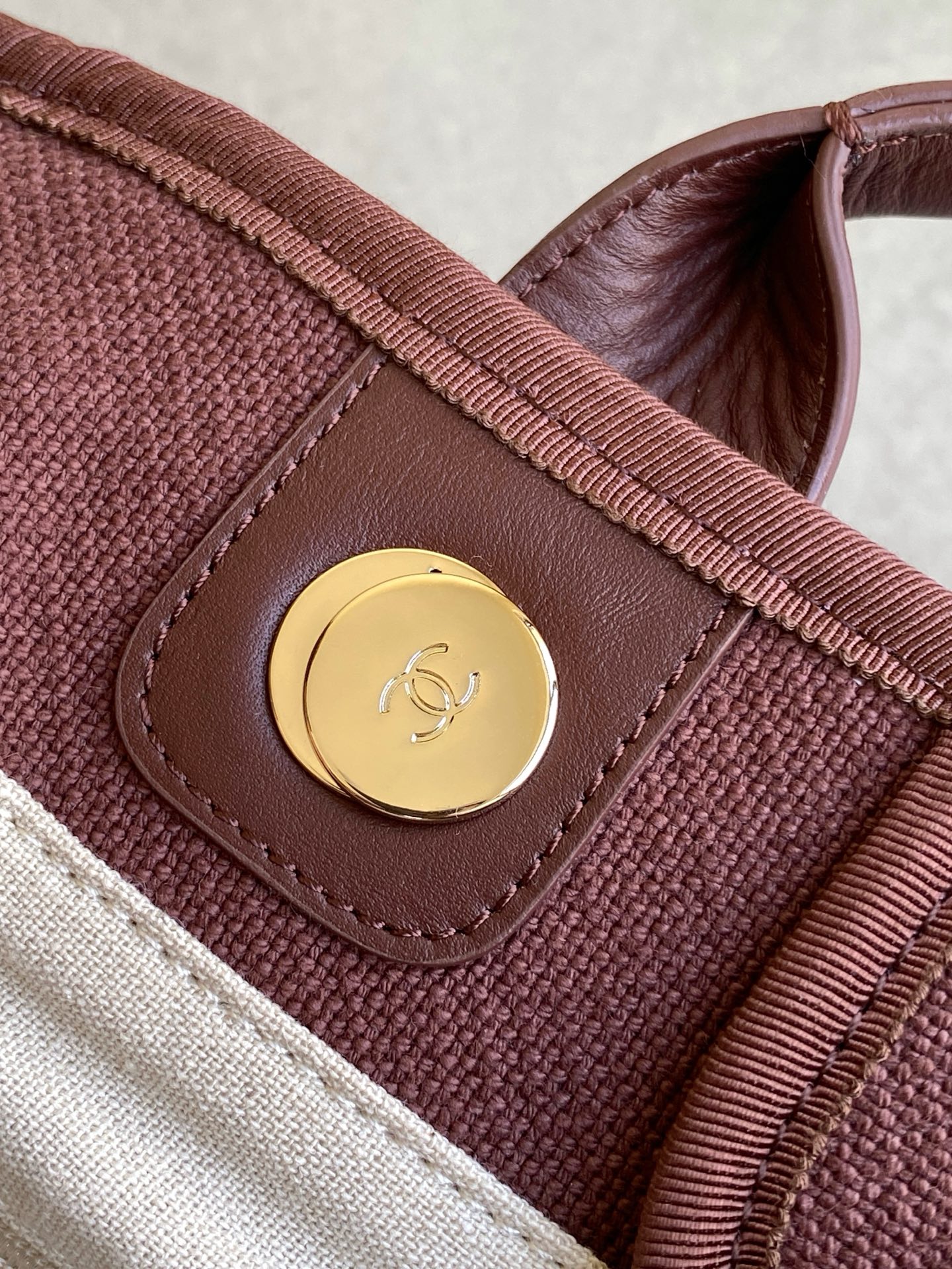 [TOP] CHANEL Beach Bag 38cm/33cm -  Beige