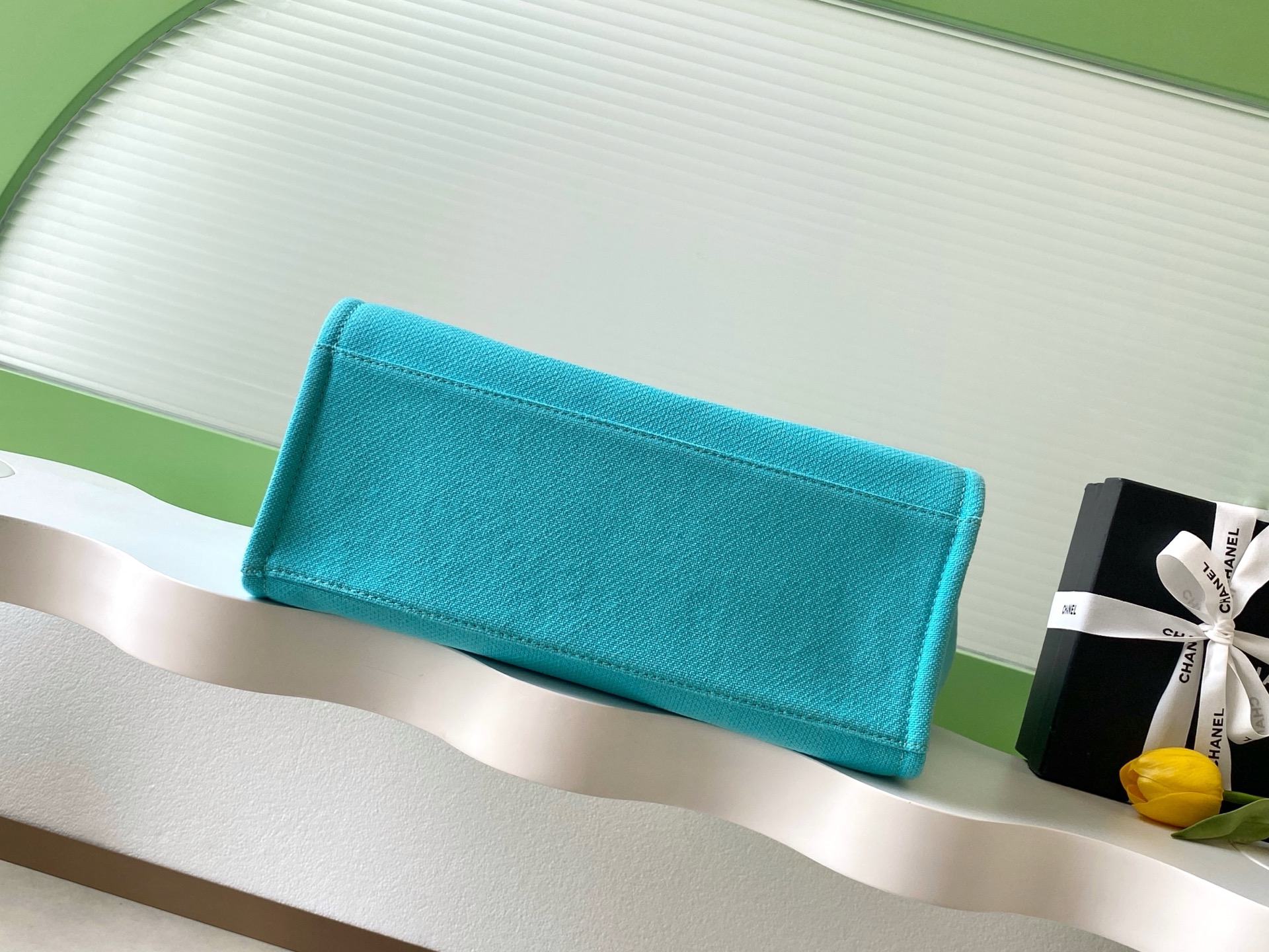 [TOP] CHANEL Beach Bag 38cm/33cm -  Beige