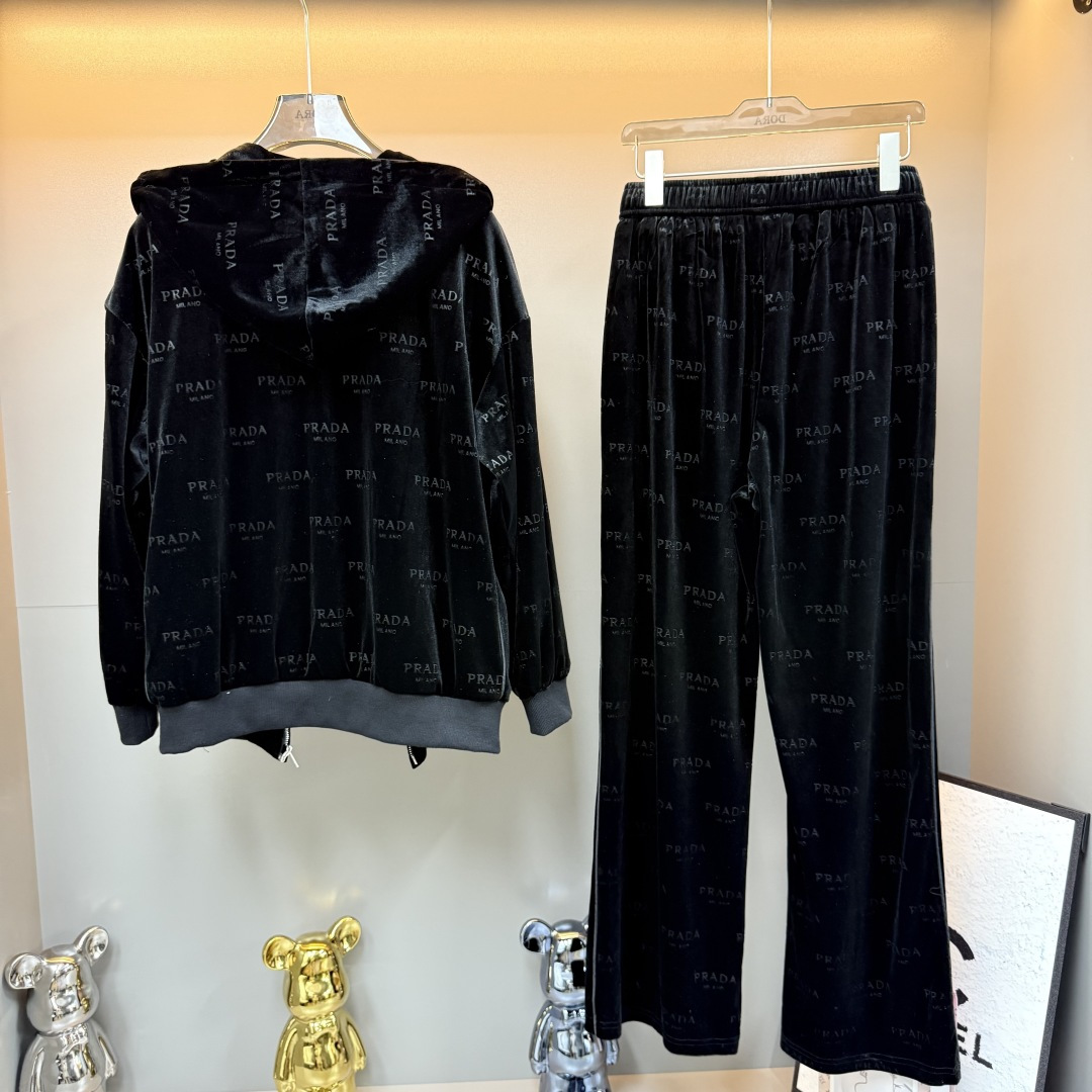 [TOP] Prada Hooded Jacket + Pants Set - Black