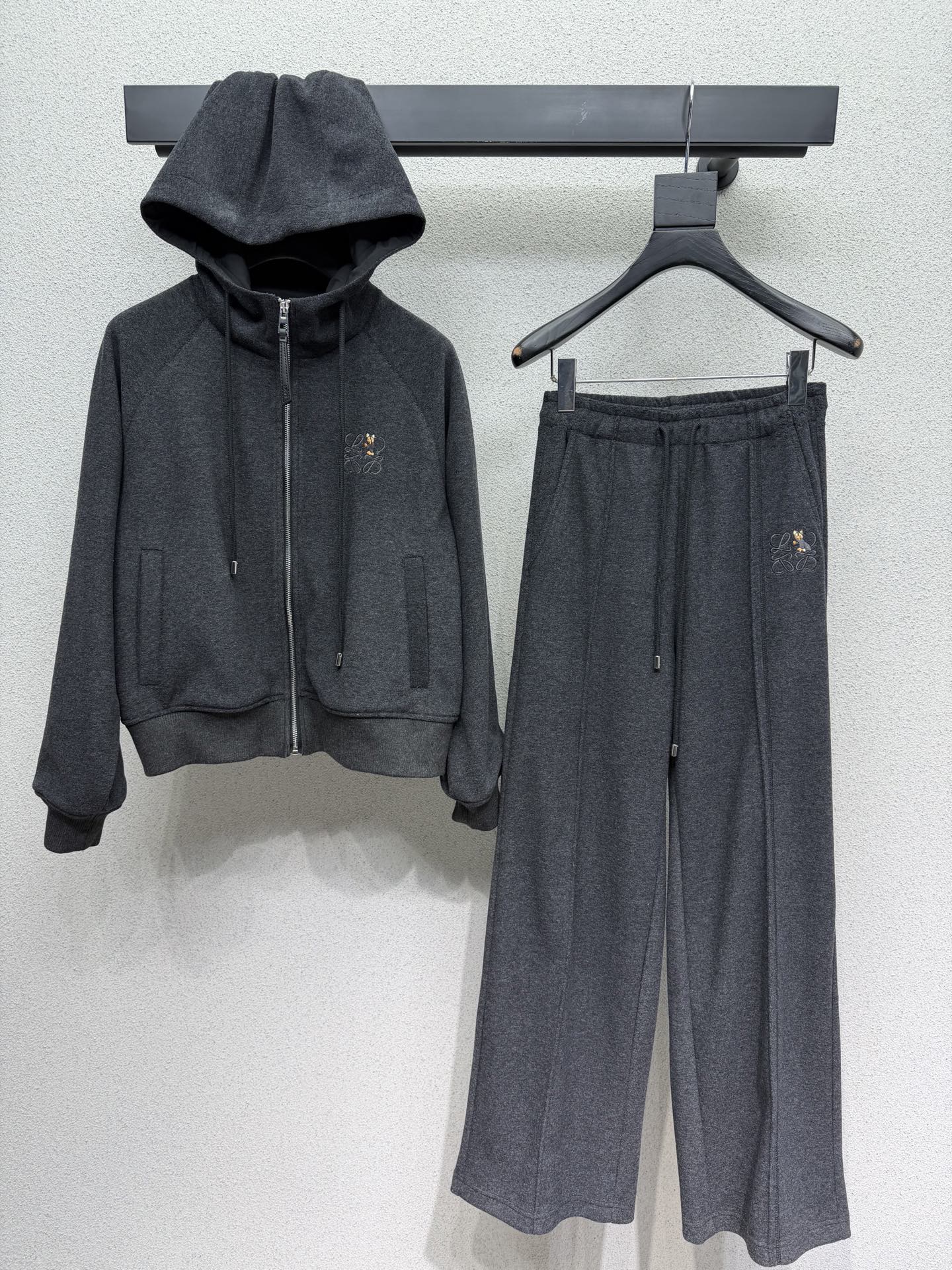 [TOP] LOEWE  Hooded Jacket + Pants Set - 2 Color