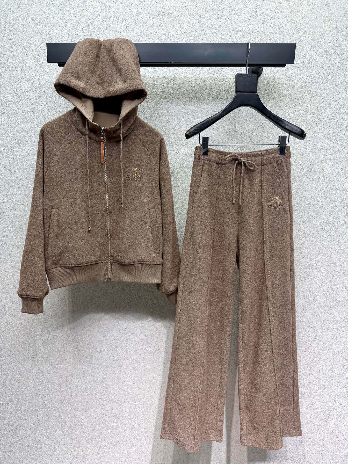 [TOP] LOEWE  Hooded Jacket + Pants Set - 2 Color