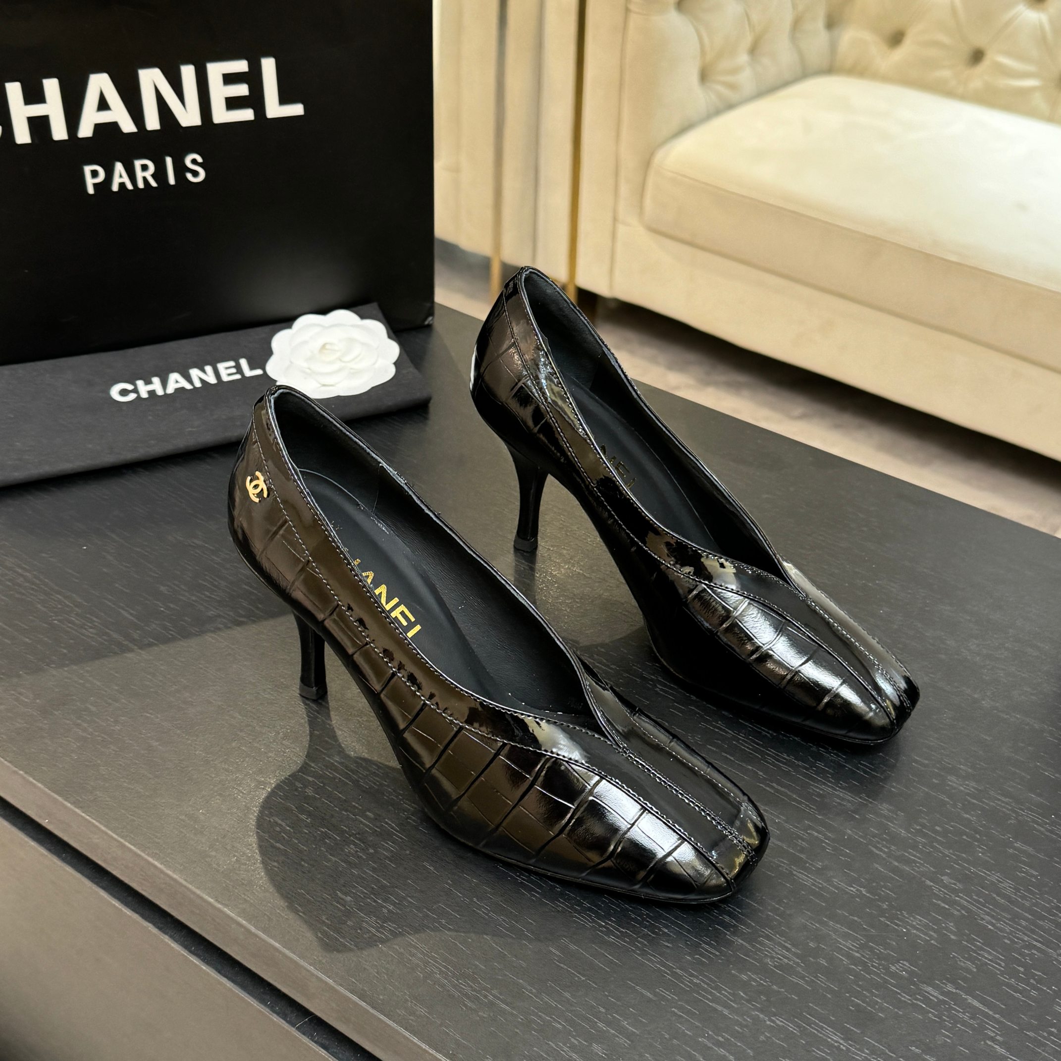 [TOP] CHANEL 5cm Heel Height Pumps - 4 Color