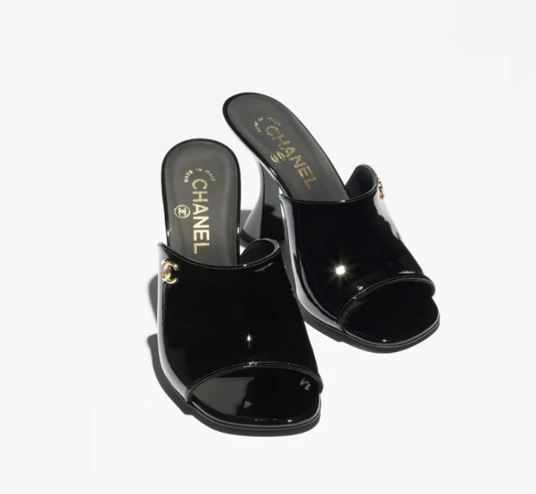 [TOP] CHANEL Glossy High Heel Sliders - Black