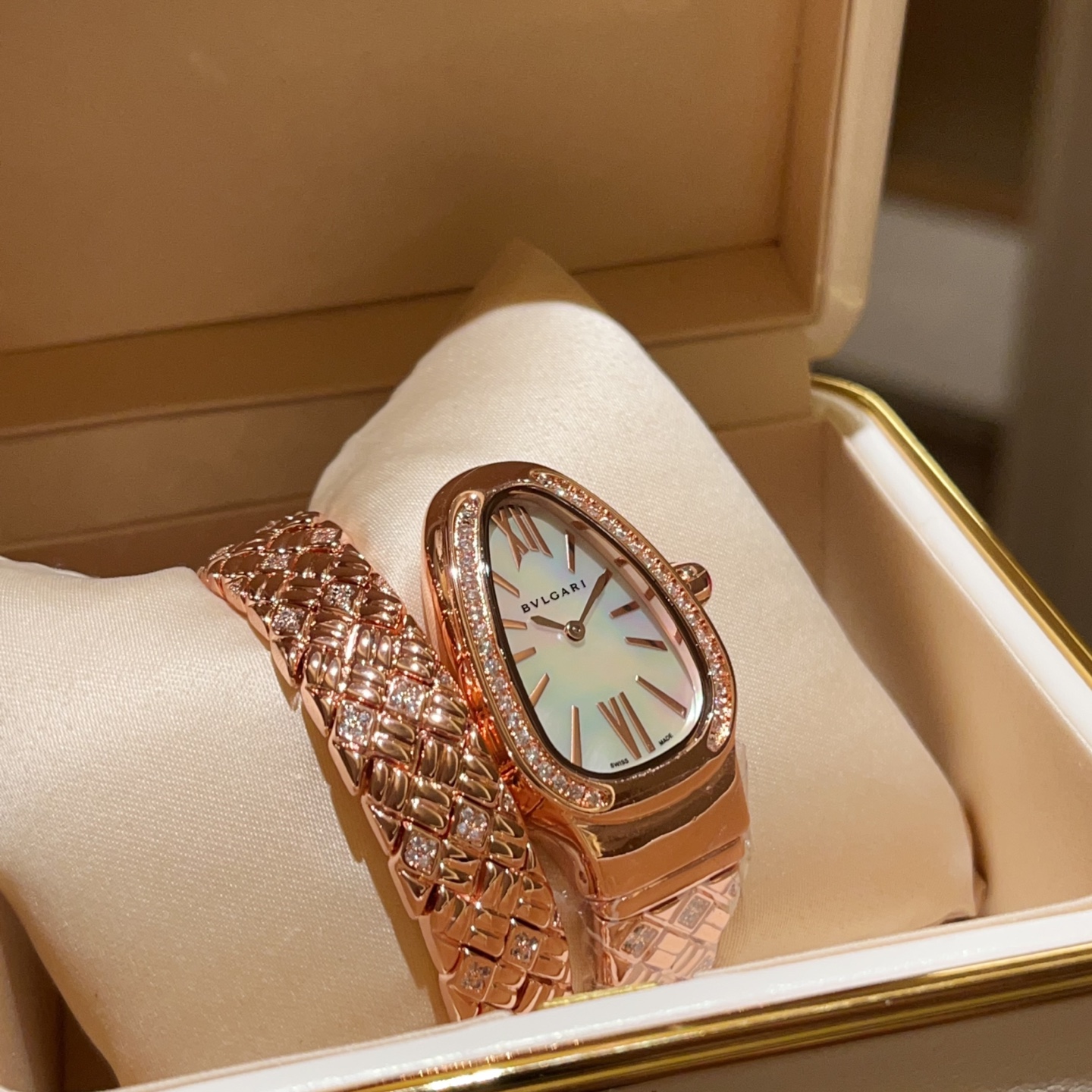 [TOP] BVLGARI SERPENTIN SPIG Watch 23*34mm - Rosa Gold