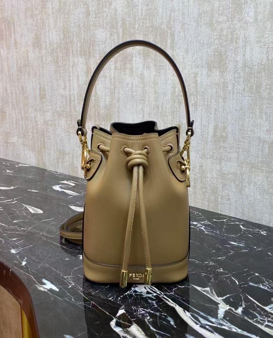 [TOP] FENDI Mon Tresor Cappuccino Leather Mini Bag 18x12x10cm - Beige