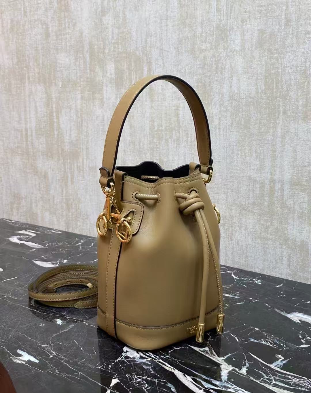 [TOP] FENDI Mon Tresor Cappuccino Leather Mini Bag 18x12x10cm - Beige