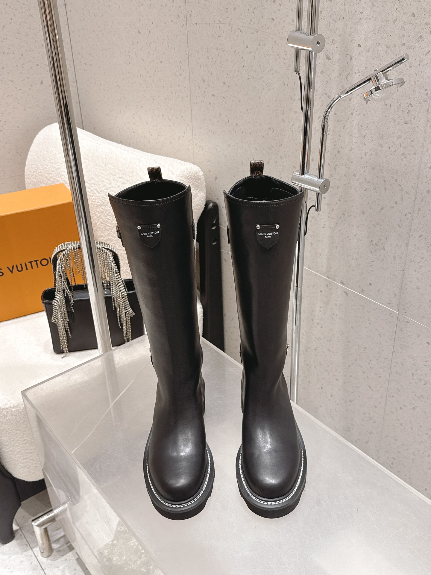 [TOP] Louis Vuitton LV Calfskin Long Boots - Black