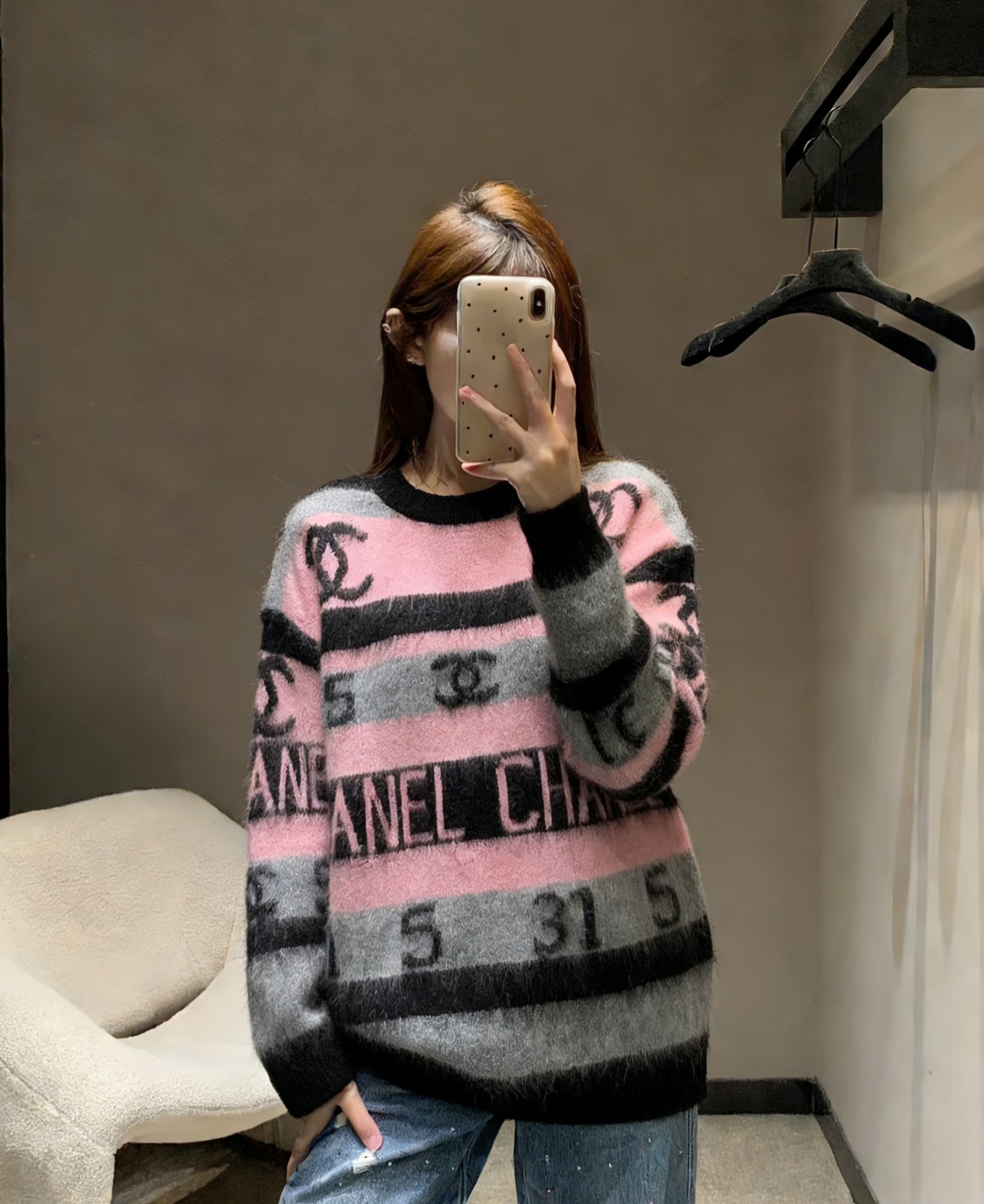 [TOP] CHANEL Sweater -  Pink and Black