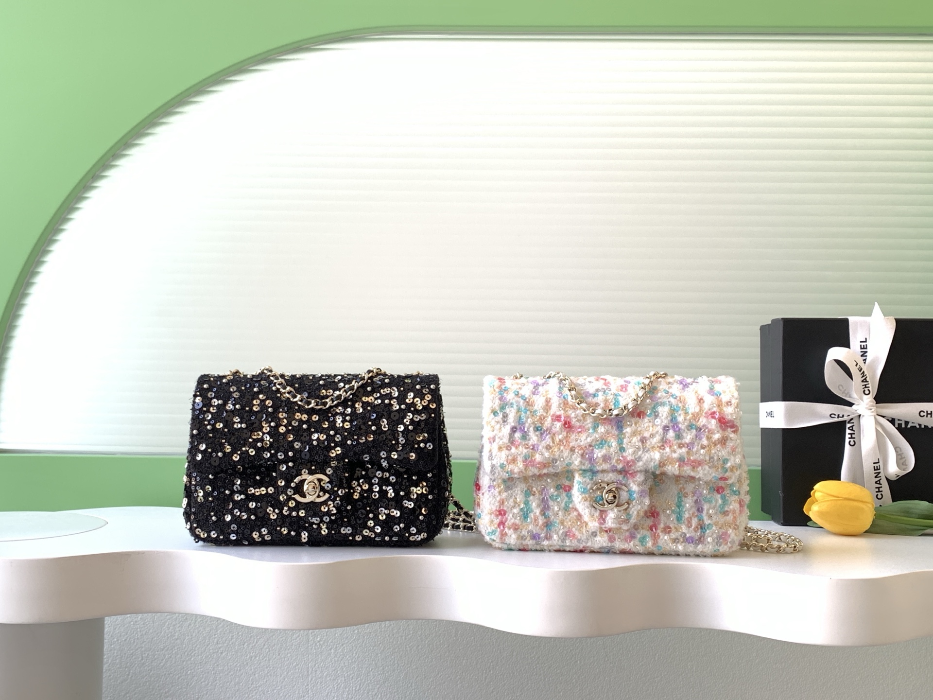 [TOP] CHANEL Classic Flap Bag CF Sequins 21*14*8cm - 2 Colors