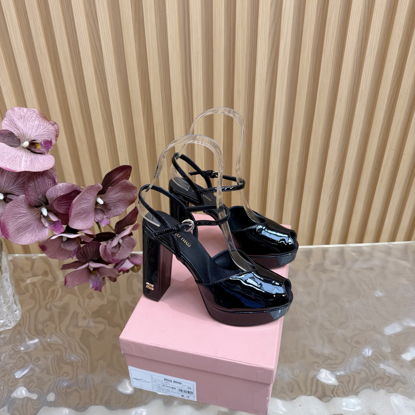 [TOP] Miu Miu 11.5cm High Heel Pumps - 2 Colors
