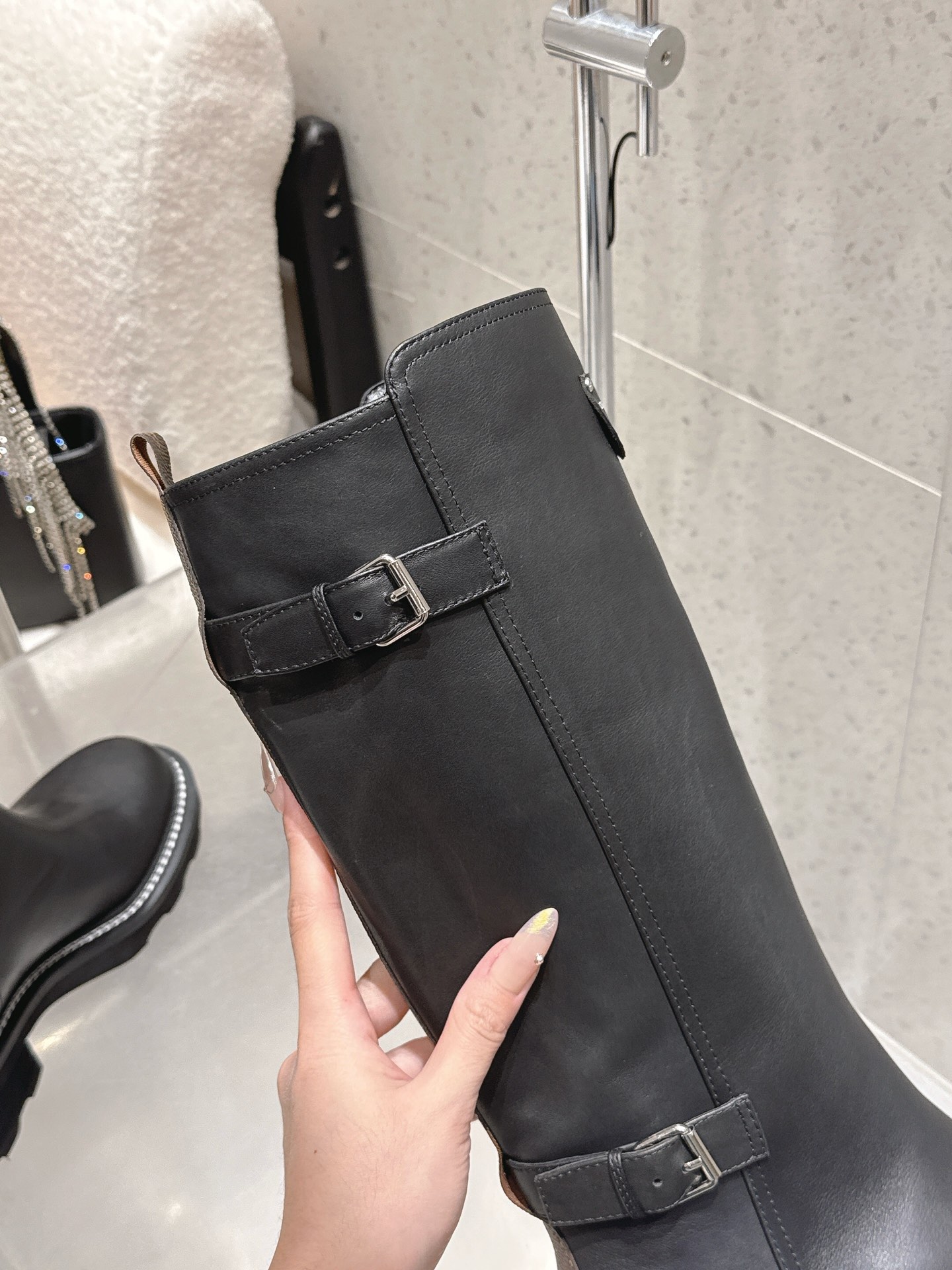 [TOP] Louis Vuitton LV Calfskin Long Boots - Black