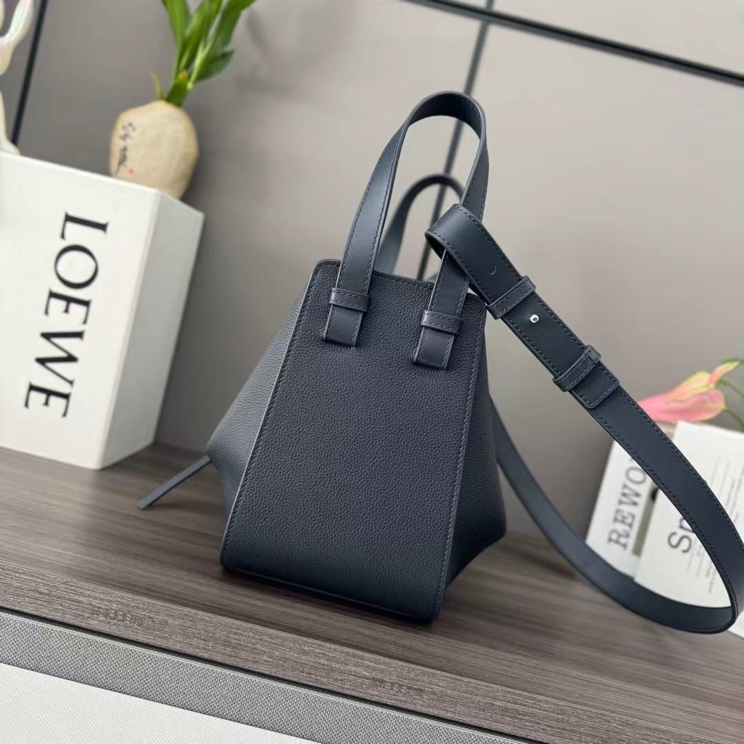 [TOP] LOEWE Hammock Bag 20x19x14cm - 2 Colors