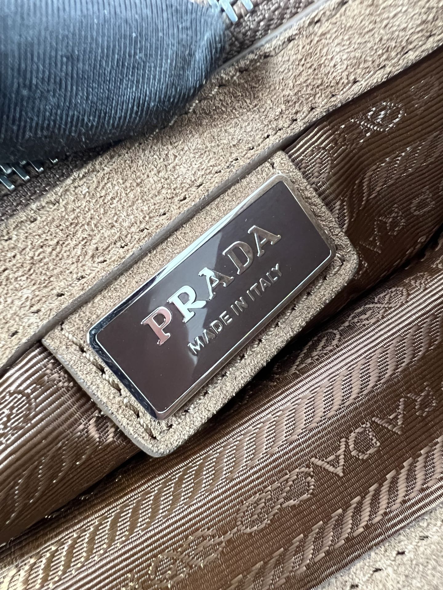 [TOP] PRADA  Suede Messenger Bag 30x20x11cm - Brown