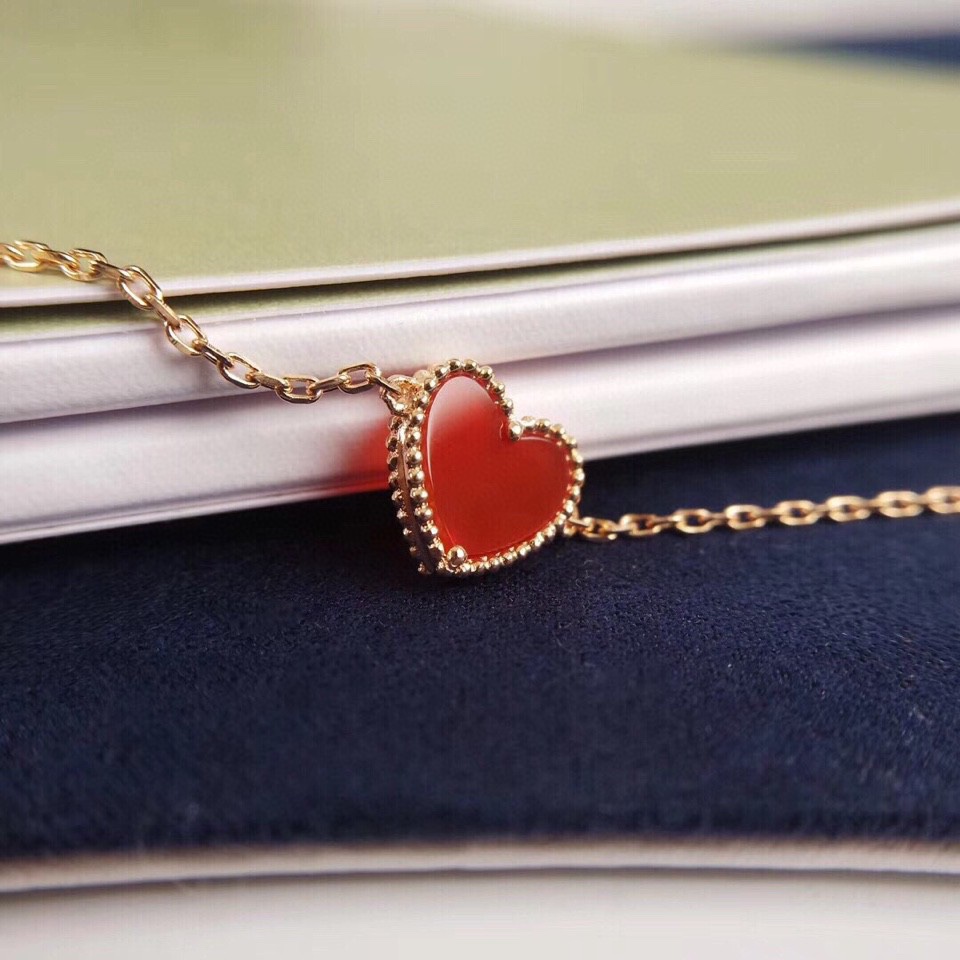 [TOP] Van Cleef & Arpels VCA Heart Bracelet - Rose Gold