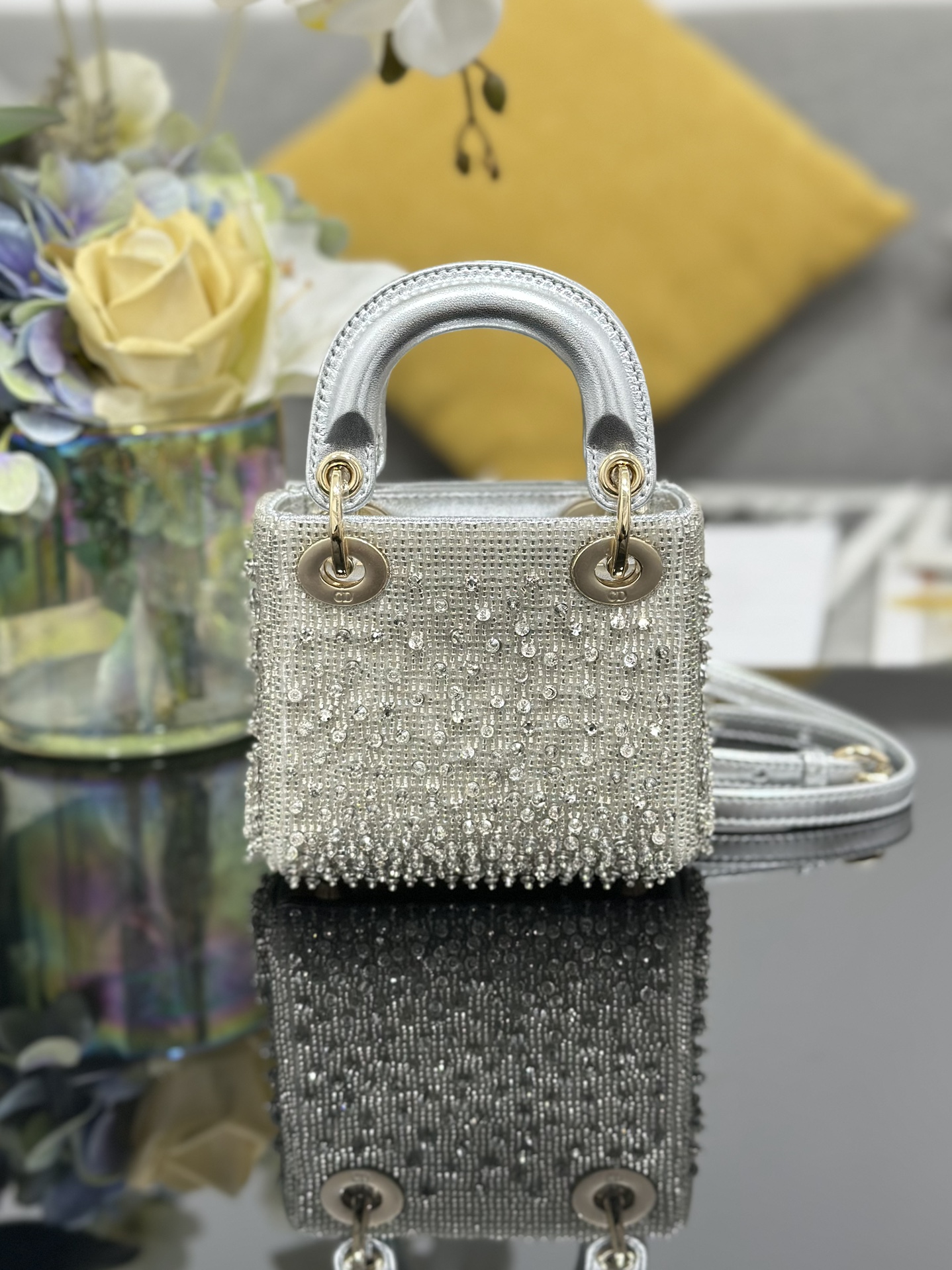 [TOP] Christian Dior Super Mini Embroidery Beads Lady Christian Dior Bags 12x10.2x5 cm- Silver