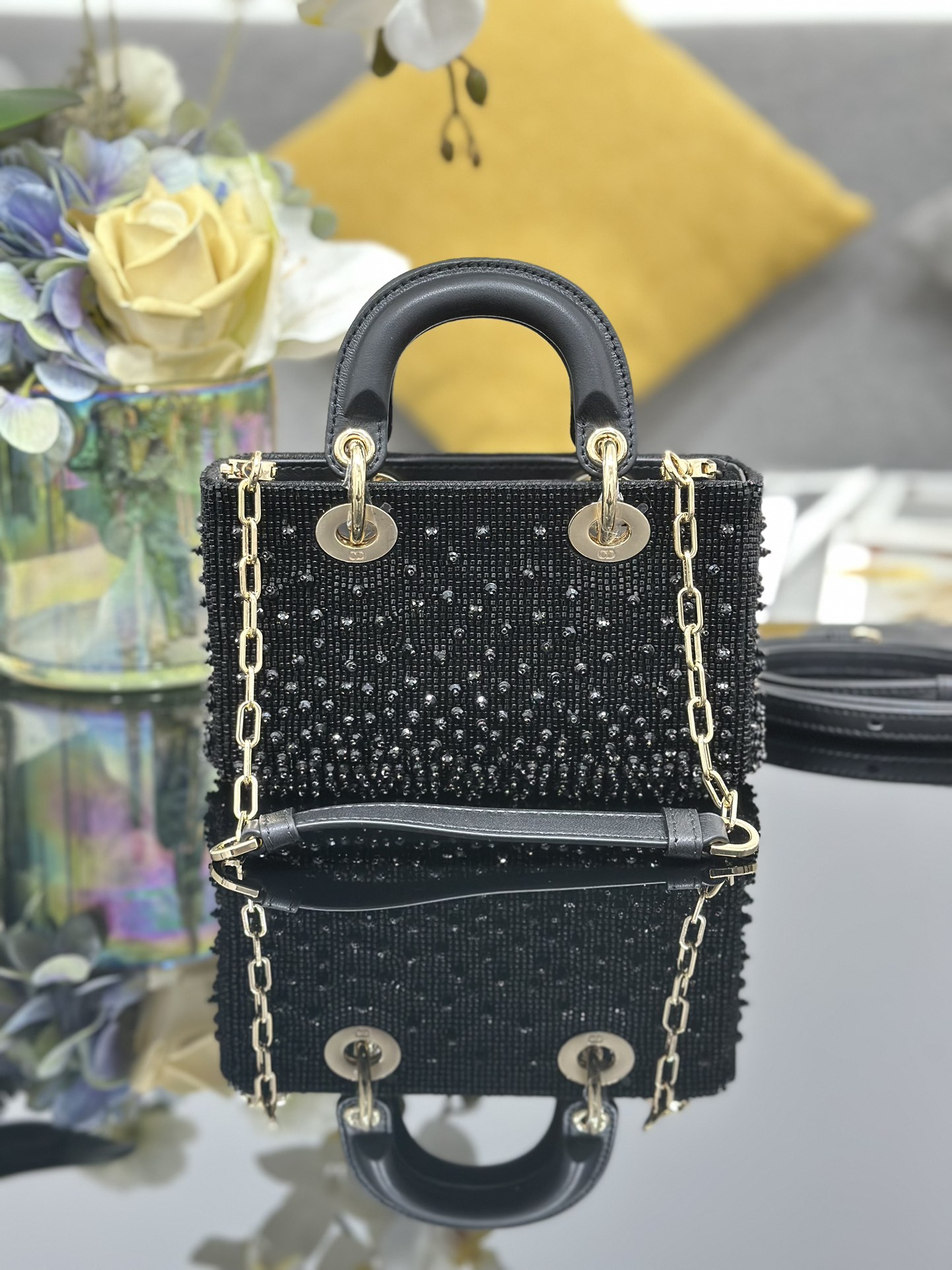 [TOP] Christian Dior Super Mini Embroidery Beads Lady D-Joy Bag 16x9x5cm - 2 Colors